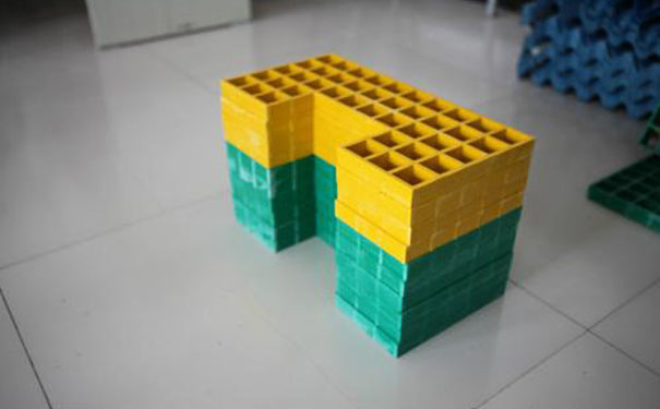 洗車房玻璃鋼<a href=http://www.666789a.com/geshan/45.html target=_blank class=infotextkey>格柵蓋板</a>價格