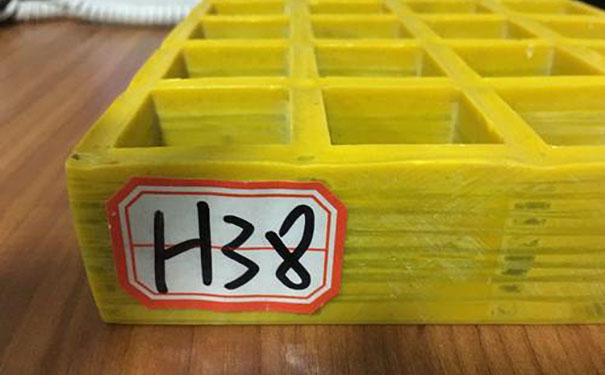 洗車房格柵<a href=/geshan/44.html target=_blank class=infotextkey>玻璃鋼格柵板</a>
