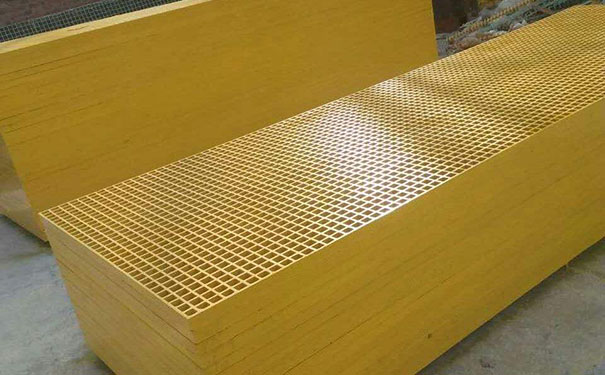 洗車房<a href=/geshan/44.html target=_blank class=infotextkey>玻璃鋼格柵板</a>的特點與選型