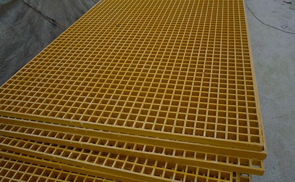 供應30mm<a href=http://www.666789a.com/geshan/19845.html target=_blank class=infotextkey>微孔玻璃鋼格柵</a>板